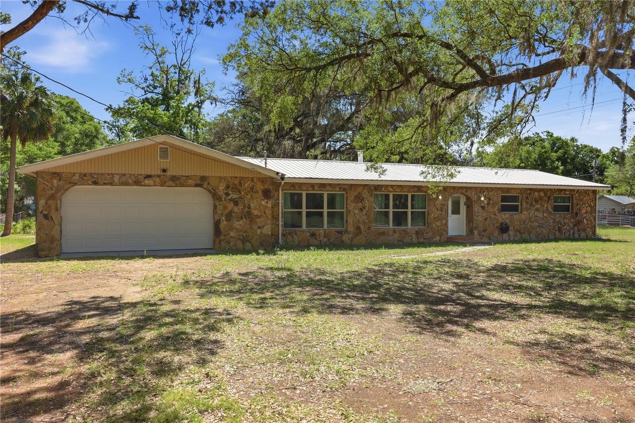 67 Cove Rd., Inglis, FL 34449