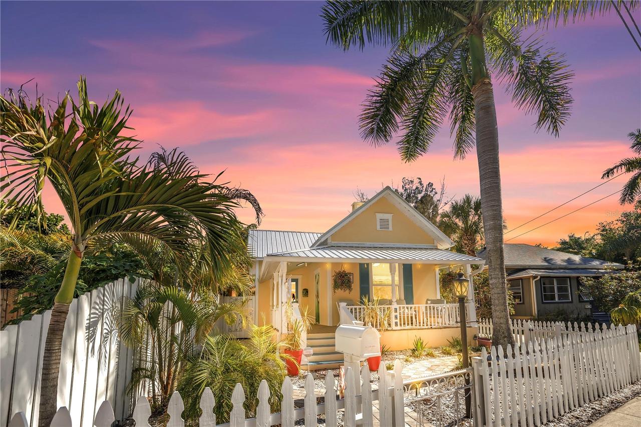 748 11th Ave., St Petersburg, FL 33701