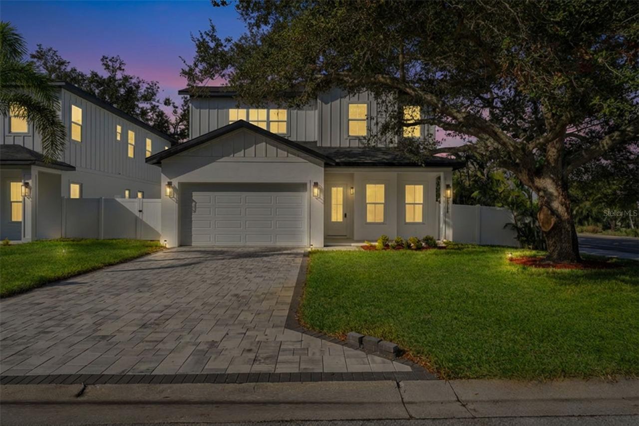 10198 Hodson Pl., Seminole, FL 33776