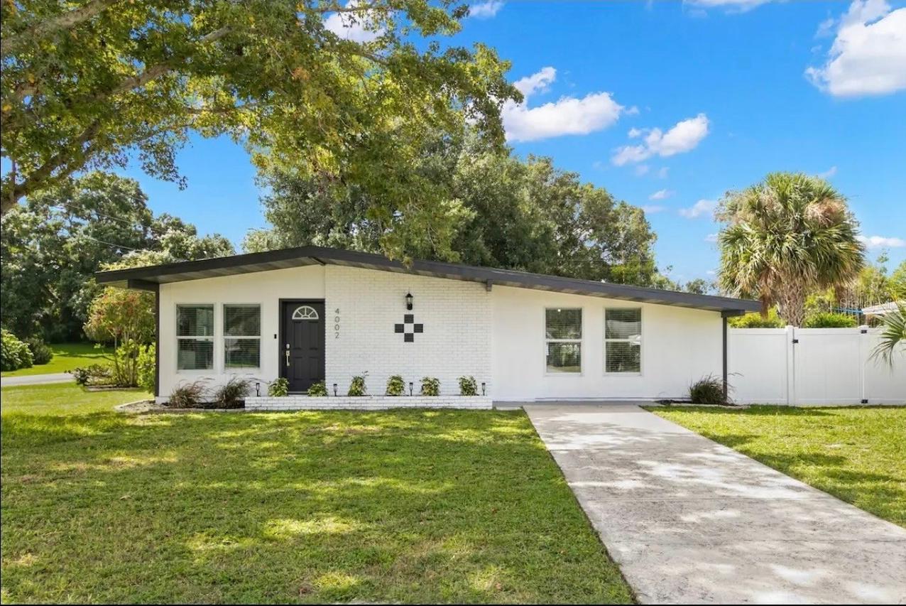 4002 W Oklahoma Ave., Tampa, FL 33616