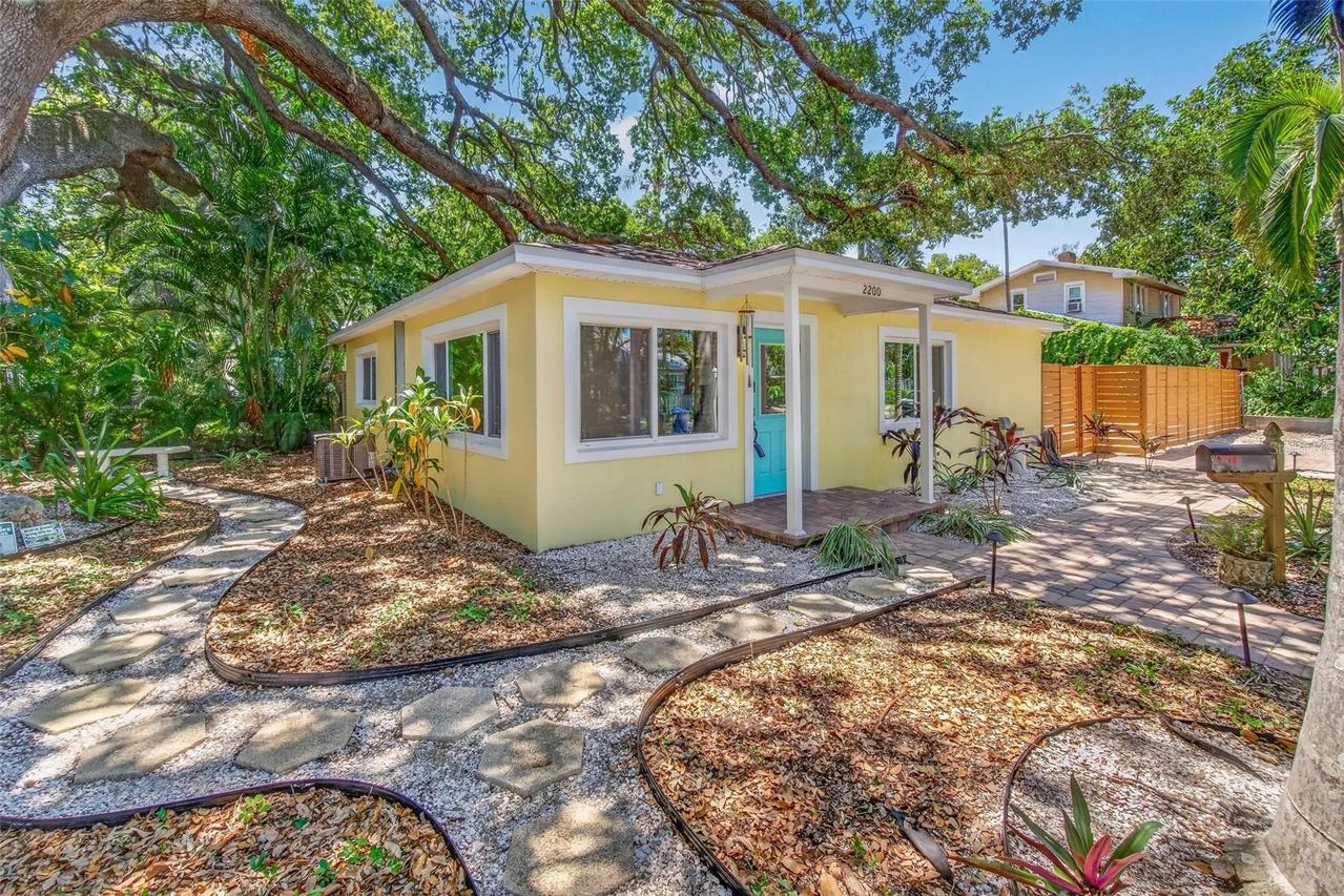 2200 8th Ave., St Petersburg, FL 33713