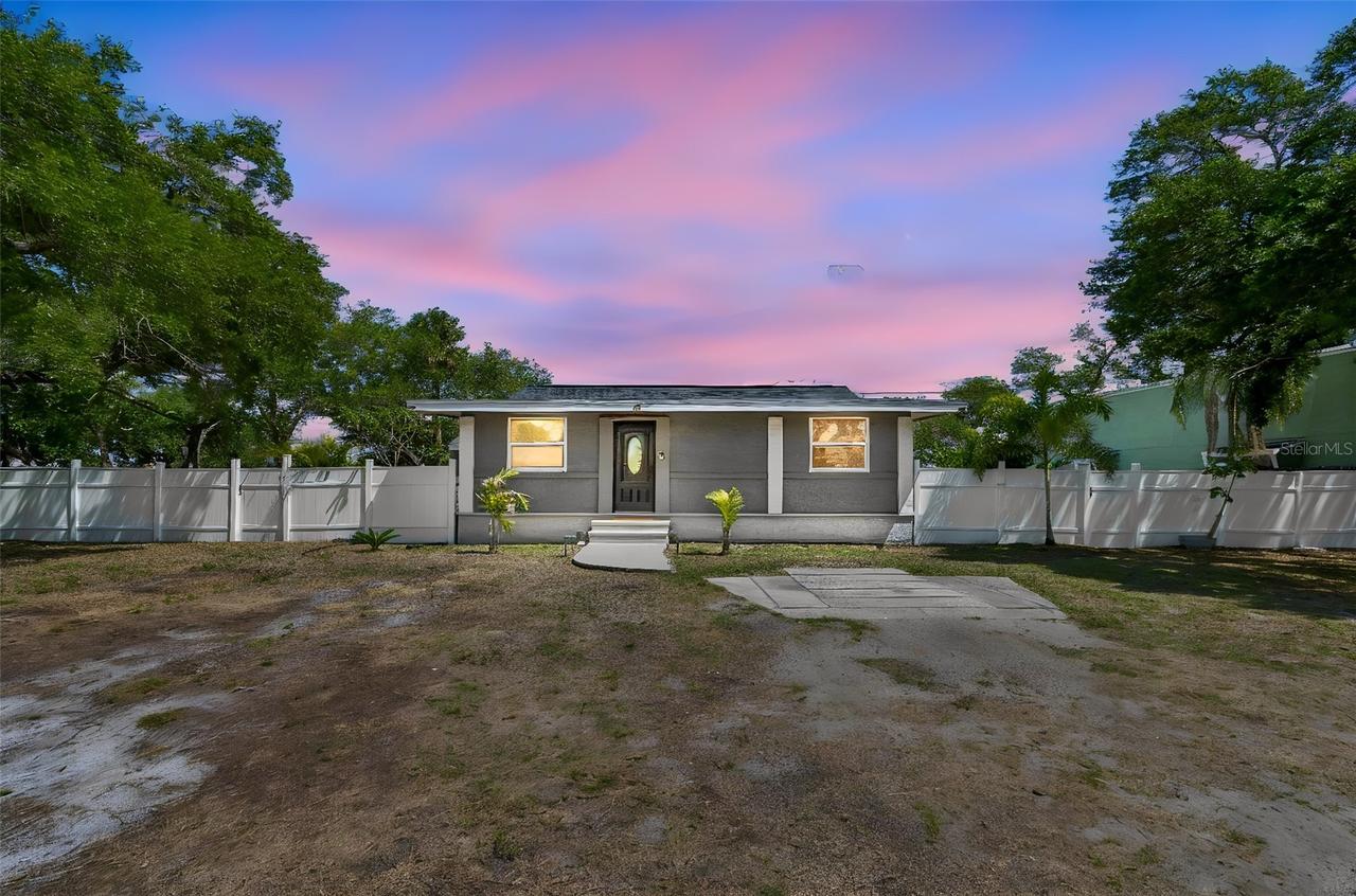 10917 72nd Ave., Seminole, FL 33772