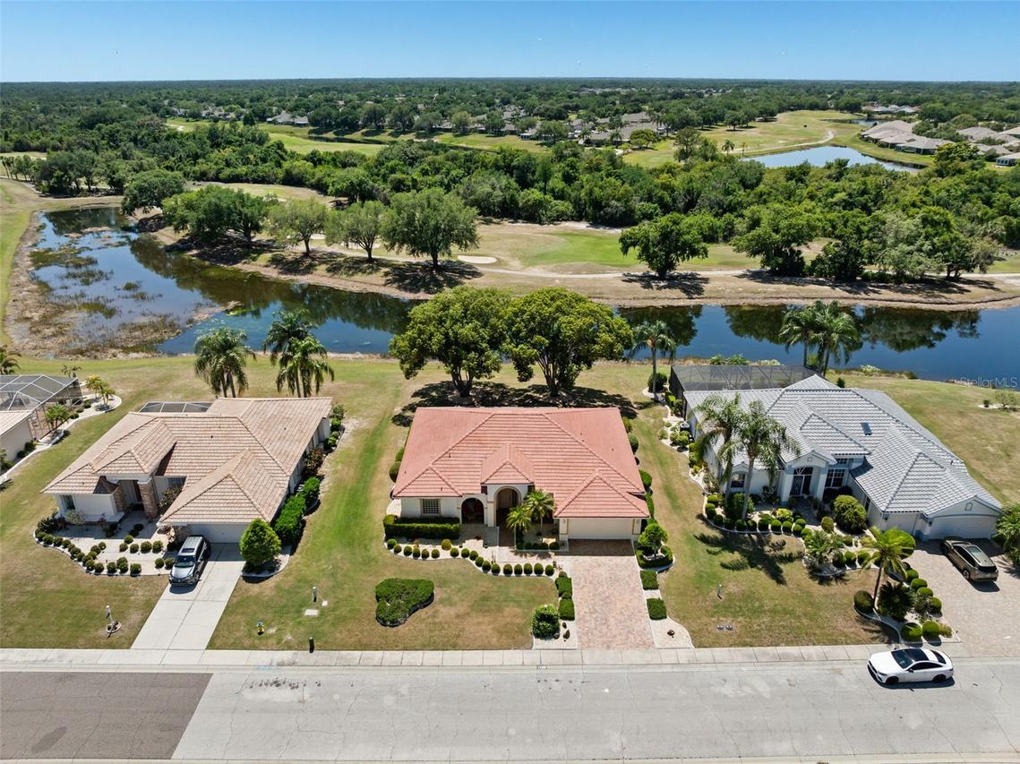 1134 Signature Dr. #259, Sun City Center, FL 33573