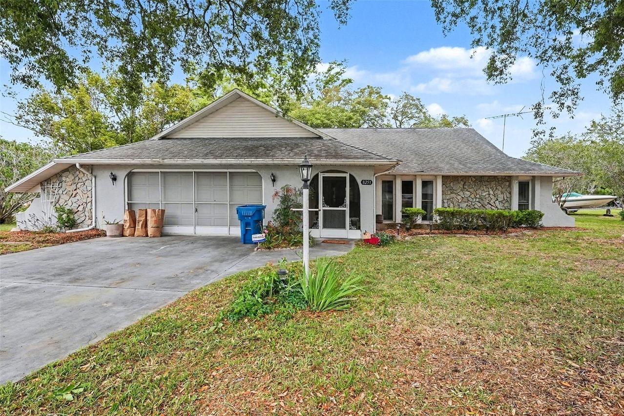 8251 Earlshire Ln., Spring Hill, FL 34606