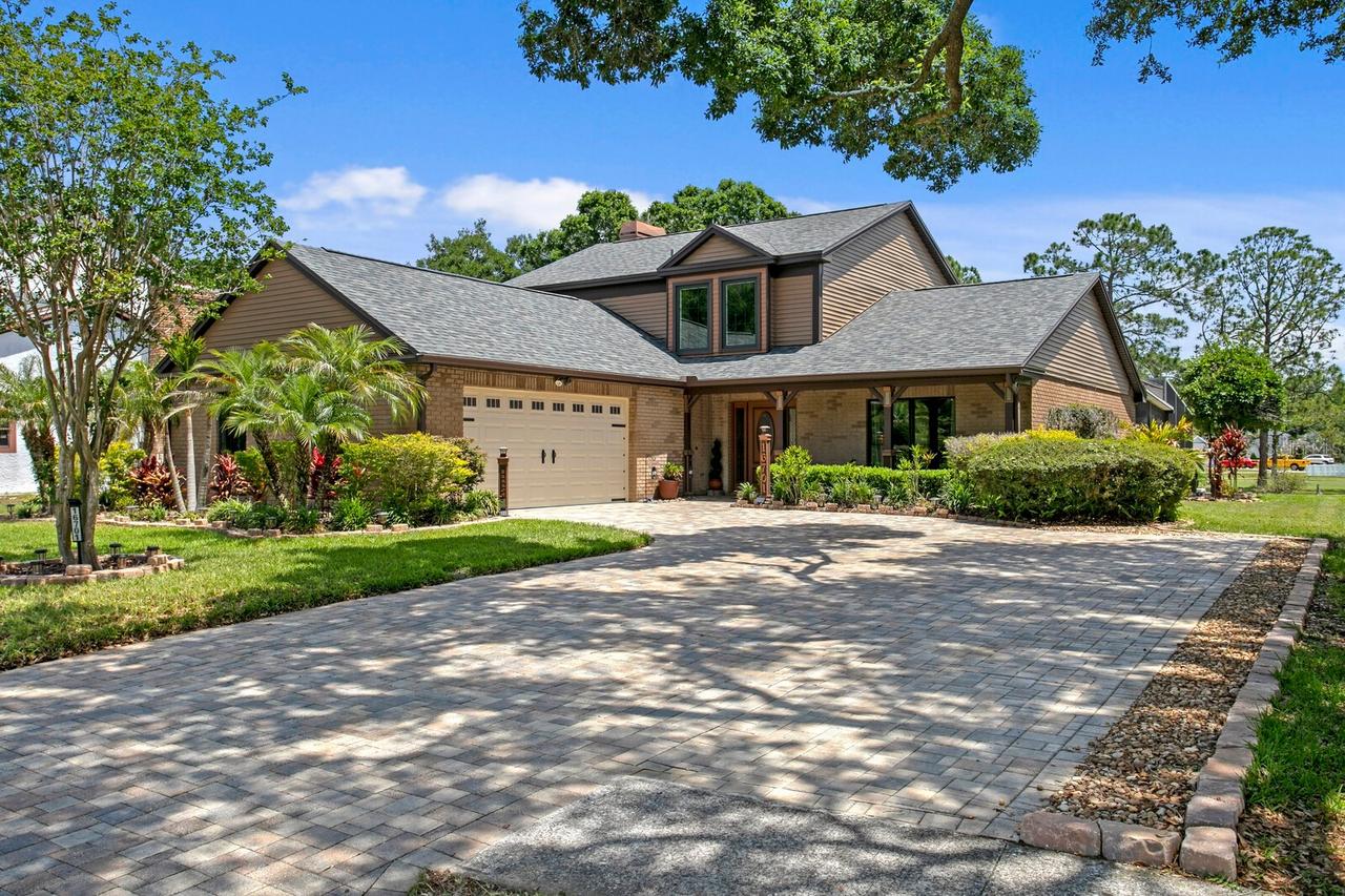 16701 E Course Dr., Tampa, FL 33624