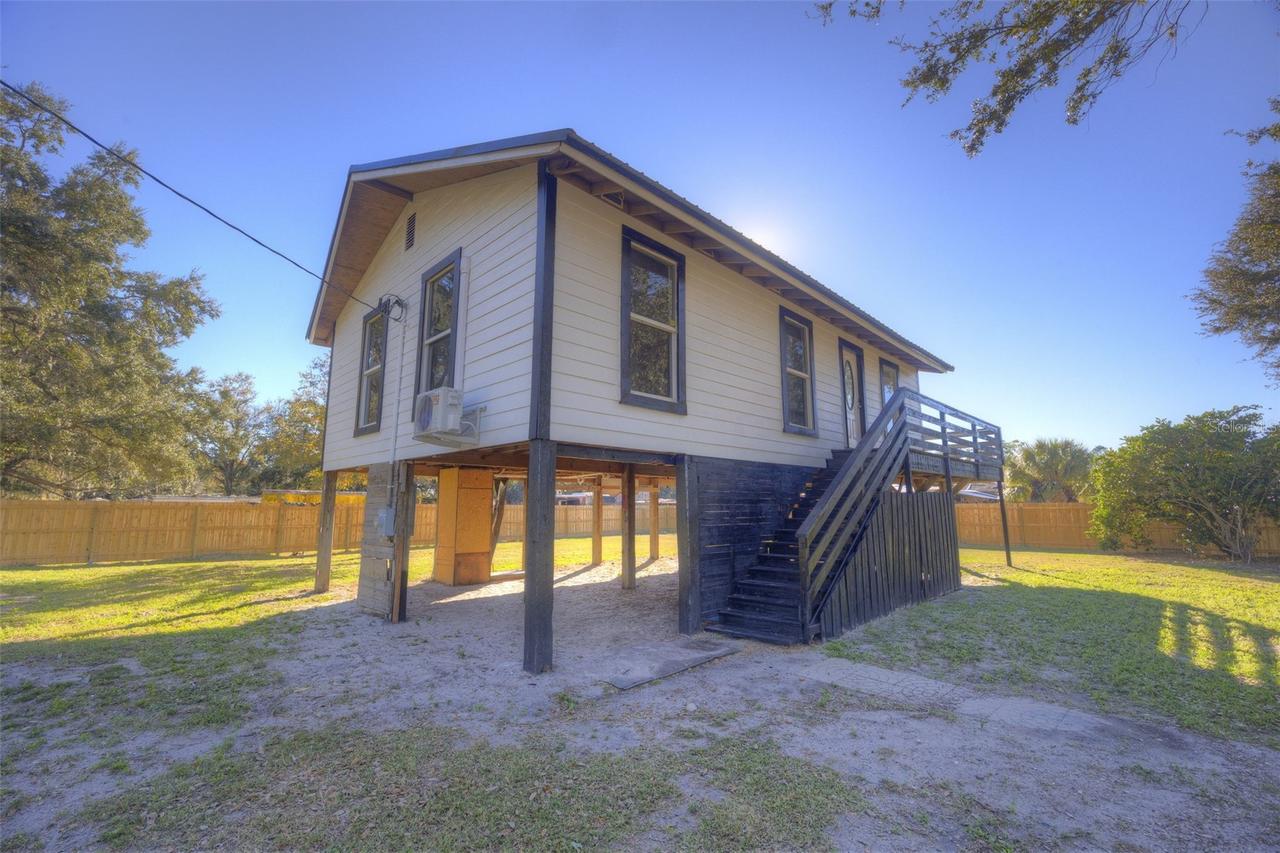 805 E Mcdonald Rd., Plant City, FL 33567