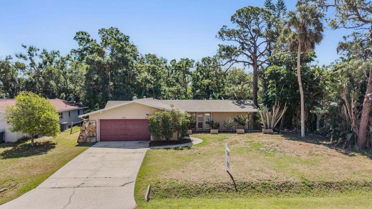 1124 Danny Dr., Sarasota, FL 34243