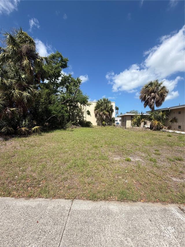 Palm Bluff St., Clearwater, FL 33755