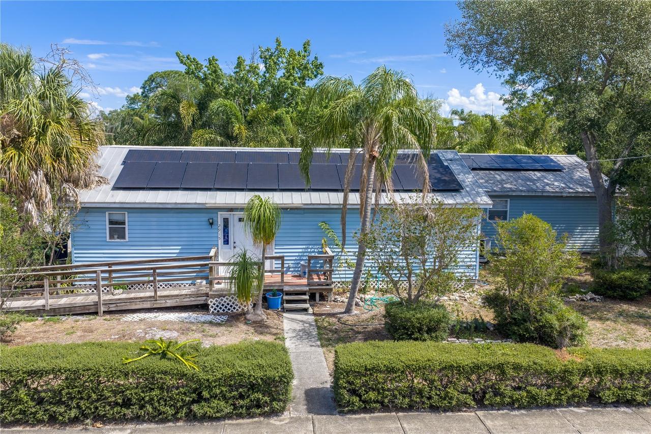 2915 W Ballast Point Blvd., Tampa, FL 33611