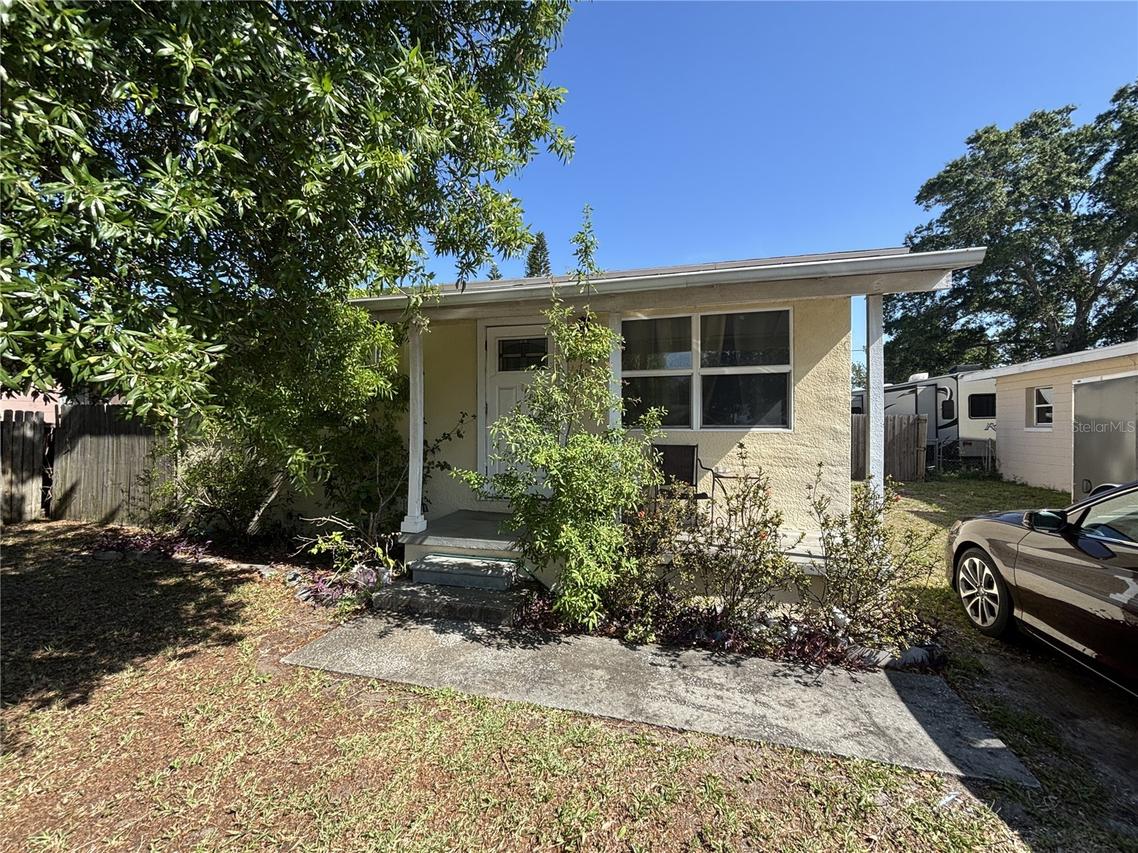 4327 43rd Ave., St Petersburg, FL 33714