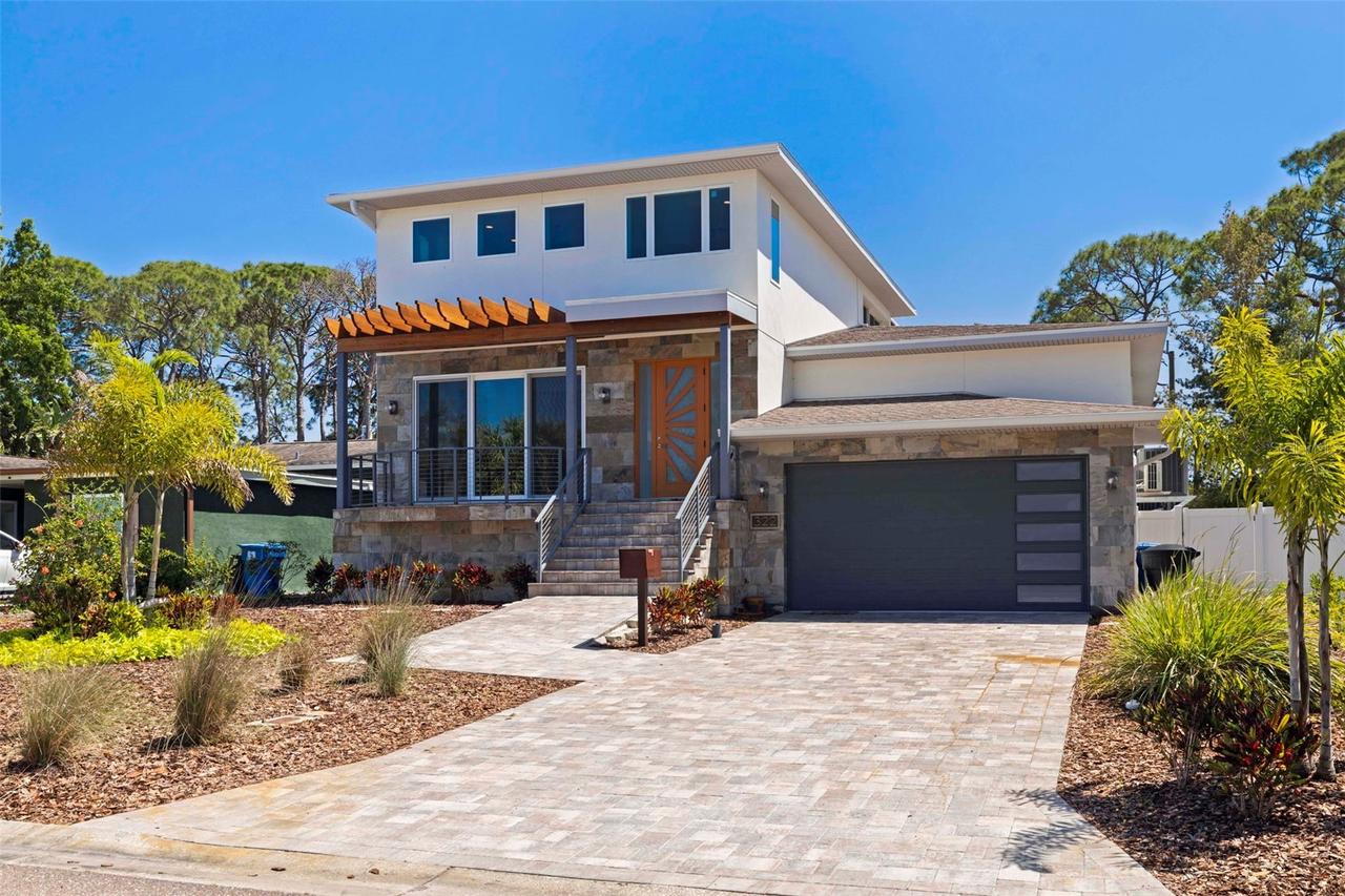 322 80th Ave., St Petersburg, FL 33702