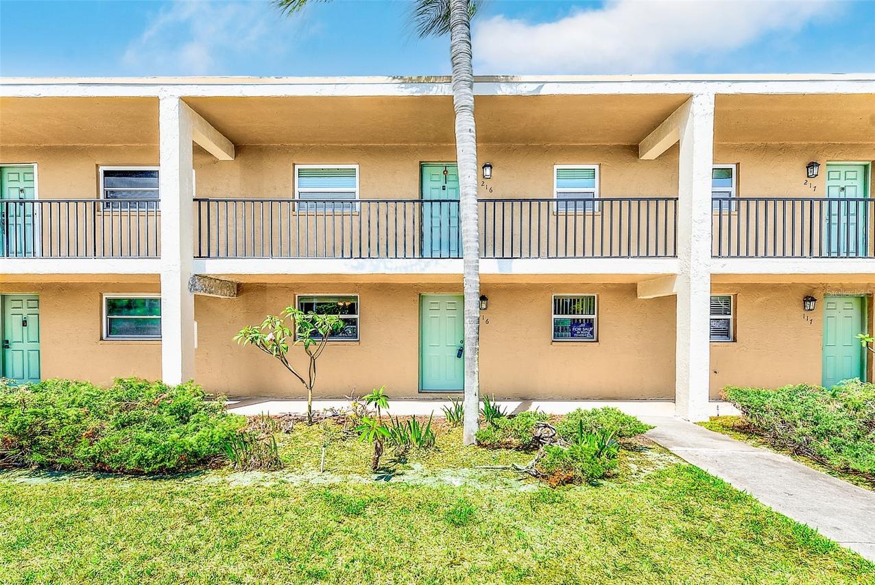 12300 Park Blvd. #116, Seminole, FL 33772