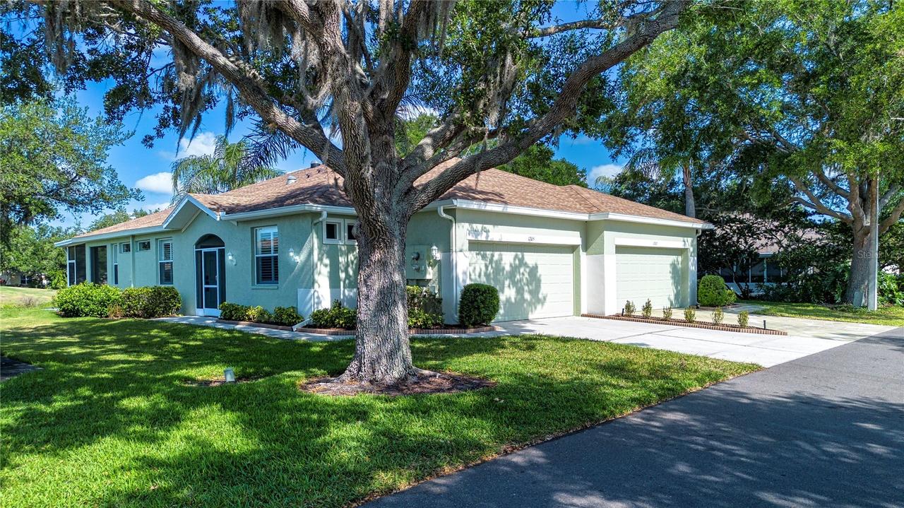 1205 Huntington Greens Dr., Sun City Center, FL 33573