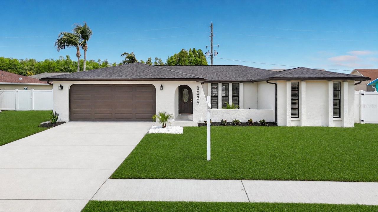 8635 Gum Tree Ave., New Port Richey, FL 34653