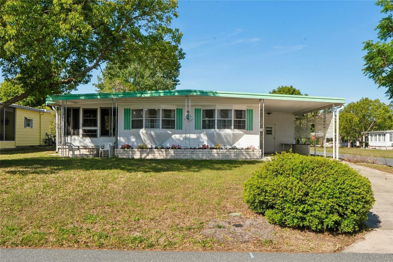8021 Western Circle Dr., Brooksville, FL 34613