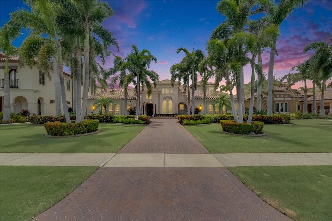 624 Balibay Rd., Apollo Beach, FL 33572