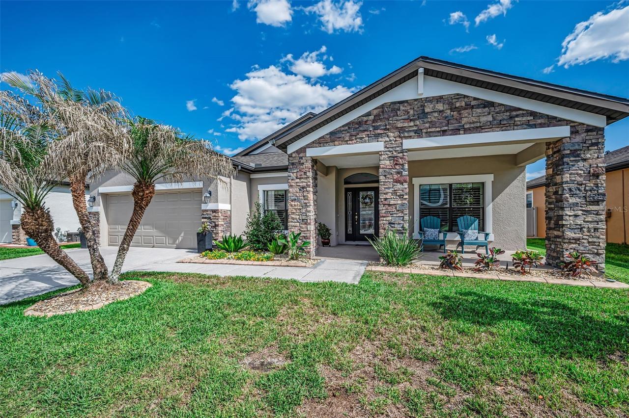 8449 Bluevine Sky Dr., Land O Lakes, FL 34637