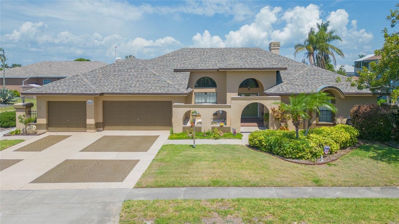 6602 Seabird Way, Apollo Beach, FL 33572