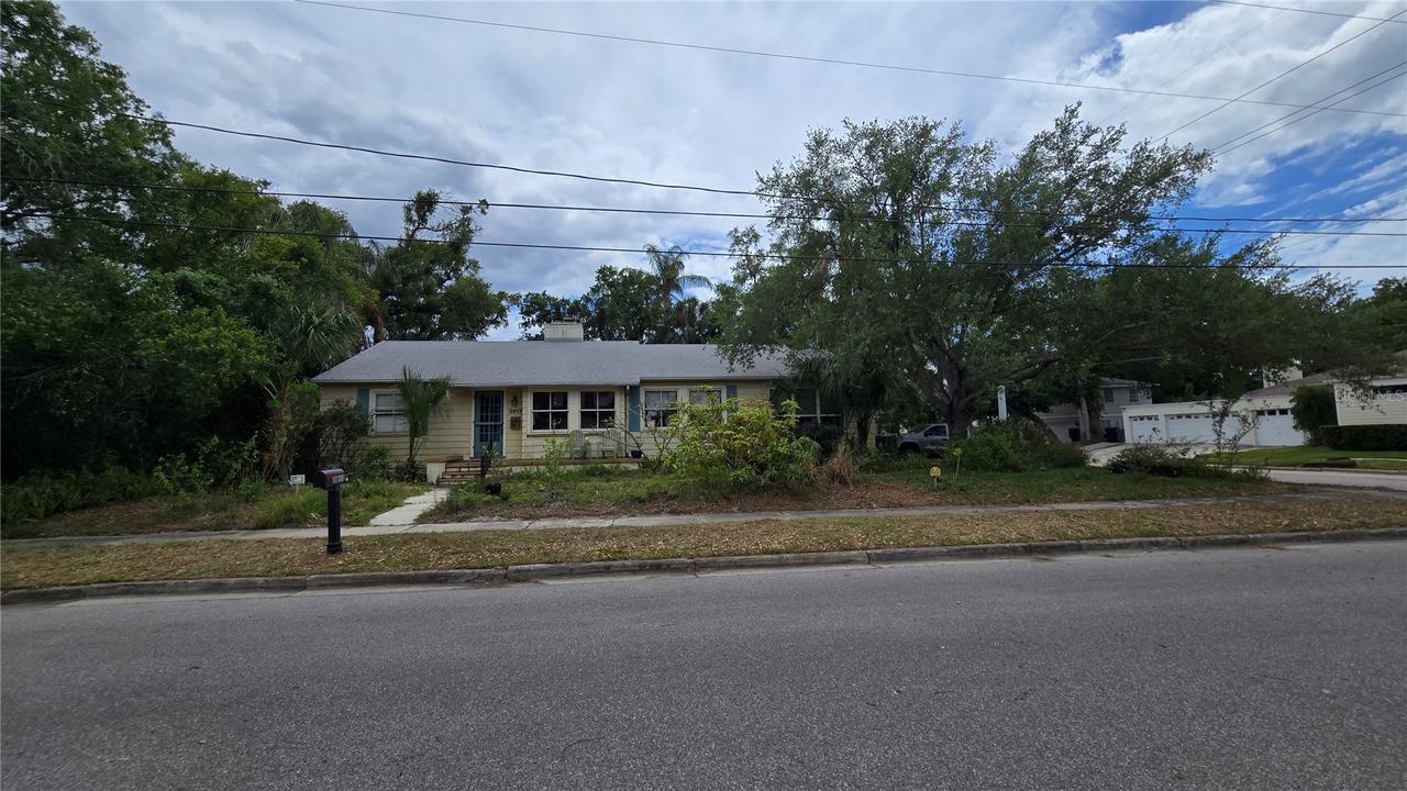 3812 W Empedrado St., Tampa, FL 33629