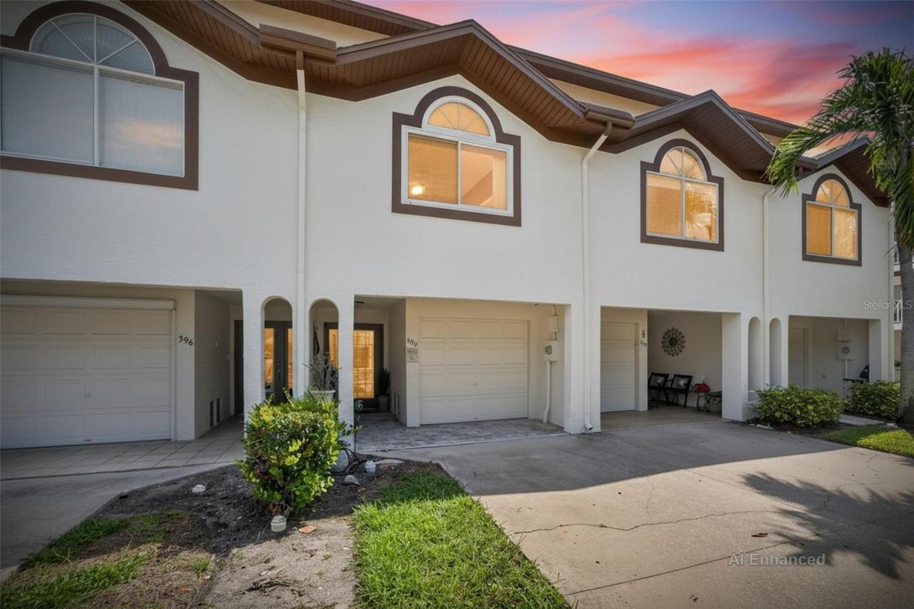 394 Madeira Cir., St Petersburg, FL 33715