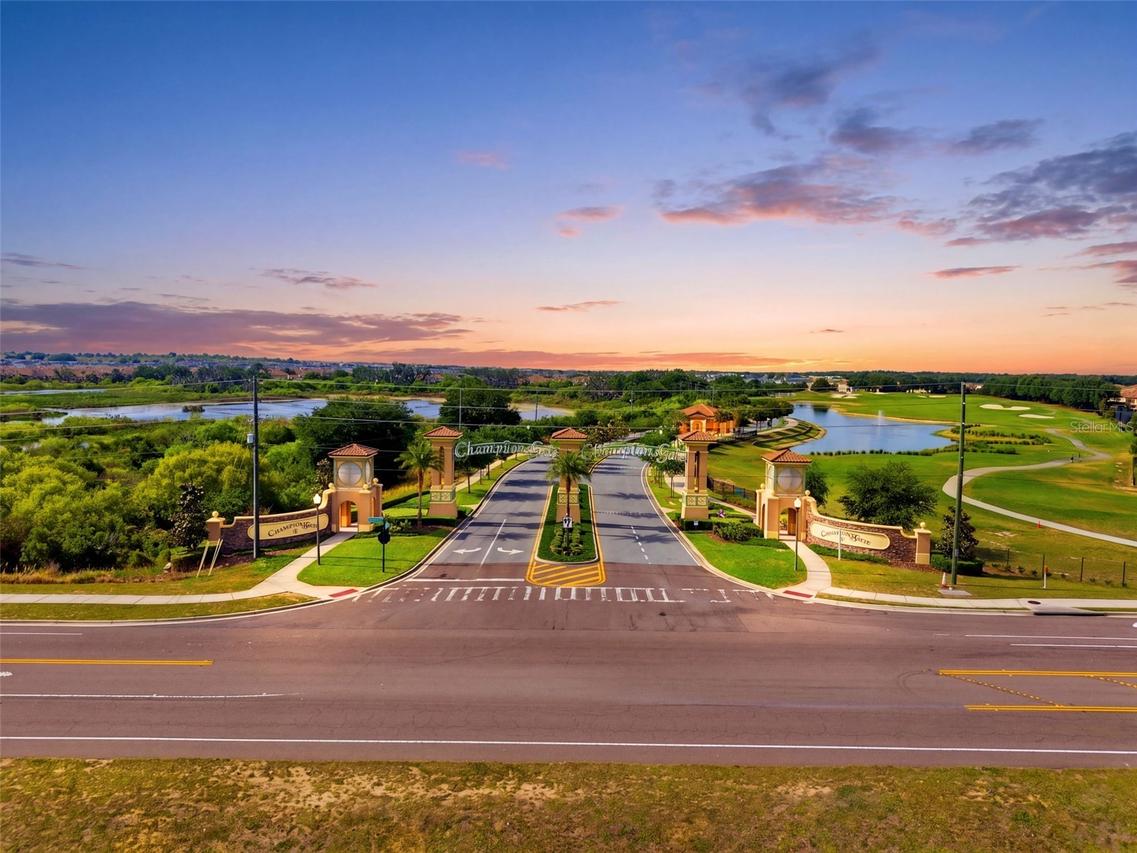 1099 Trappers Trail Loop, Davenport, FL 33896