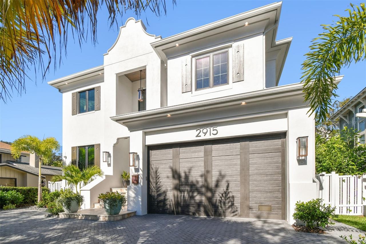 2915 W Harbor View Ave., Tampa, FL 33611