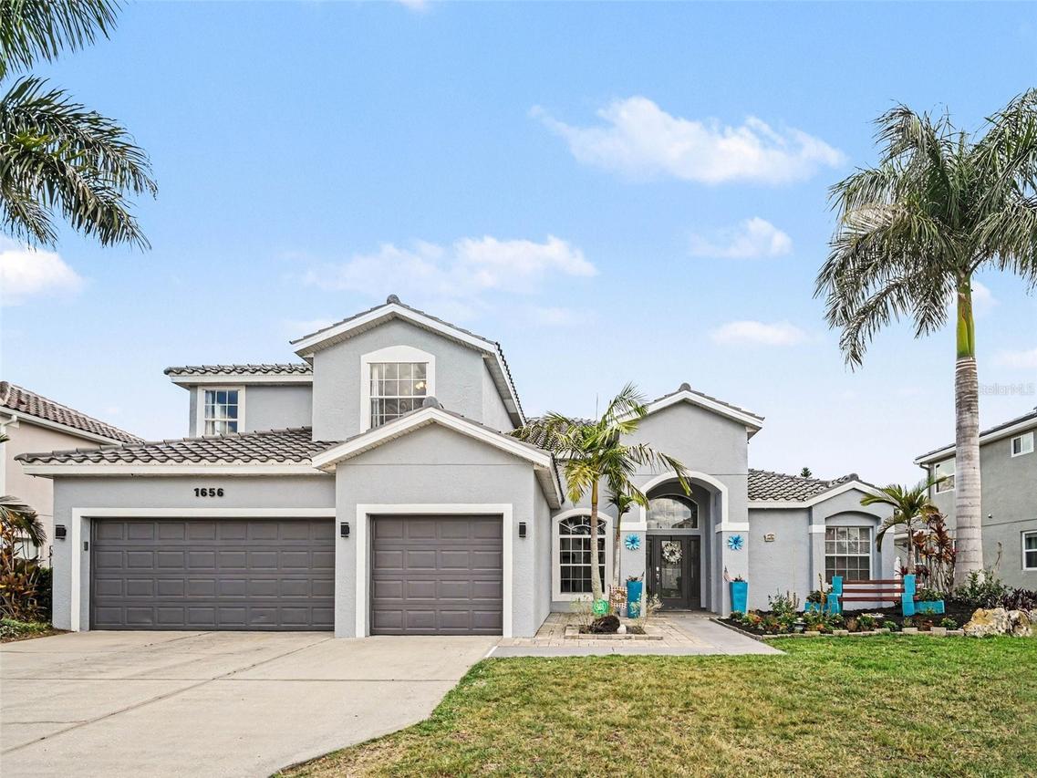 1656 Pinyon Pine Dr, Sarasota, FL 34240