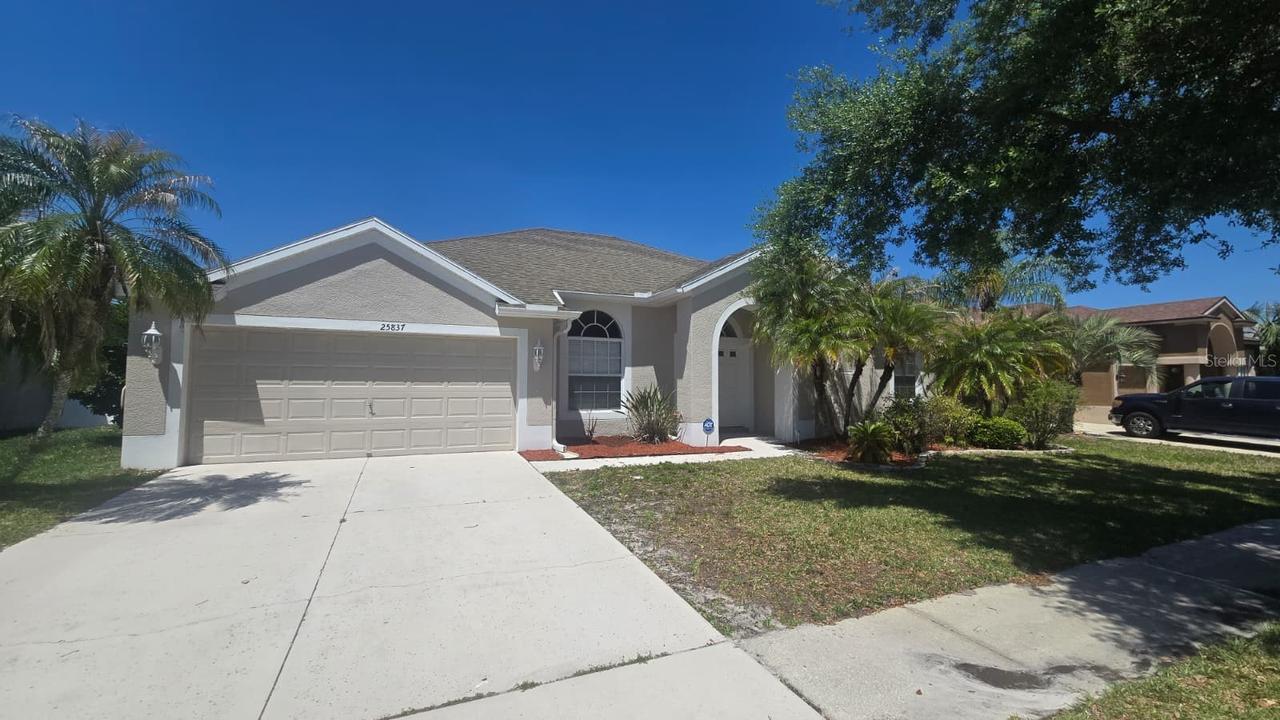25837 Risen Star Dr., Wesley Chapel, FL 33544