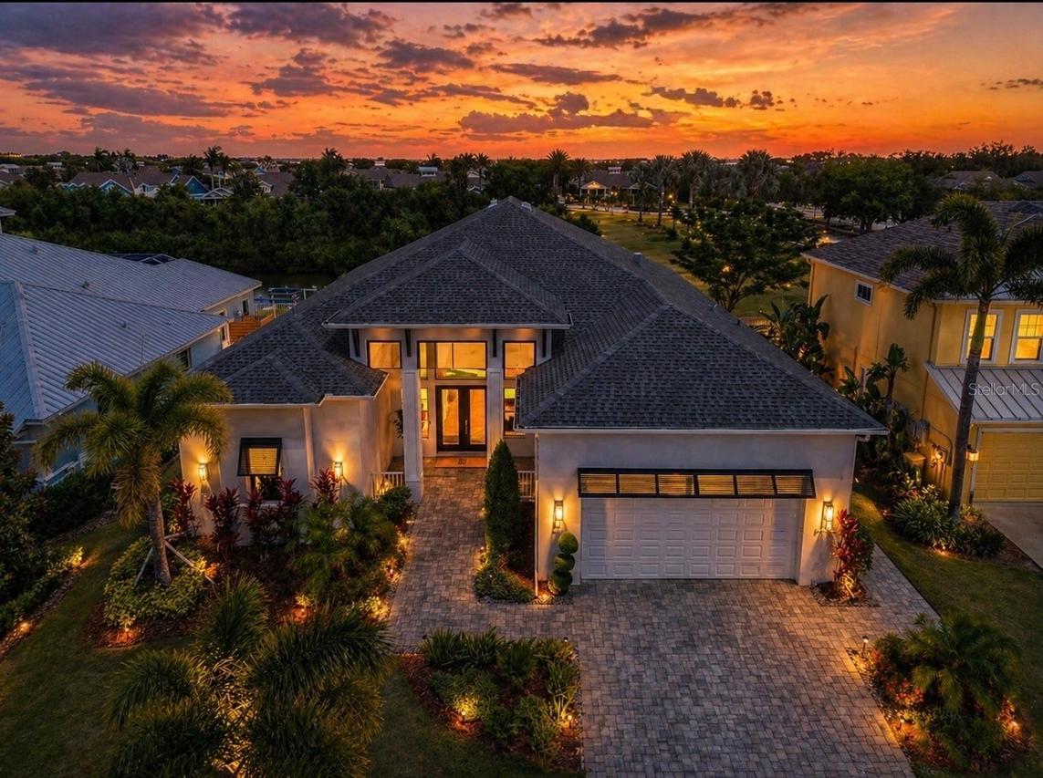 5605 Seagrass Pl., Apollo Beach, FL 33572