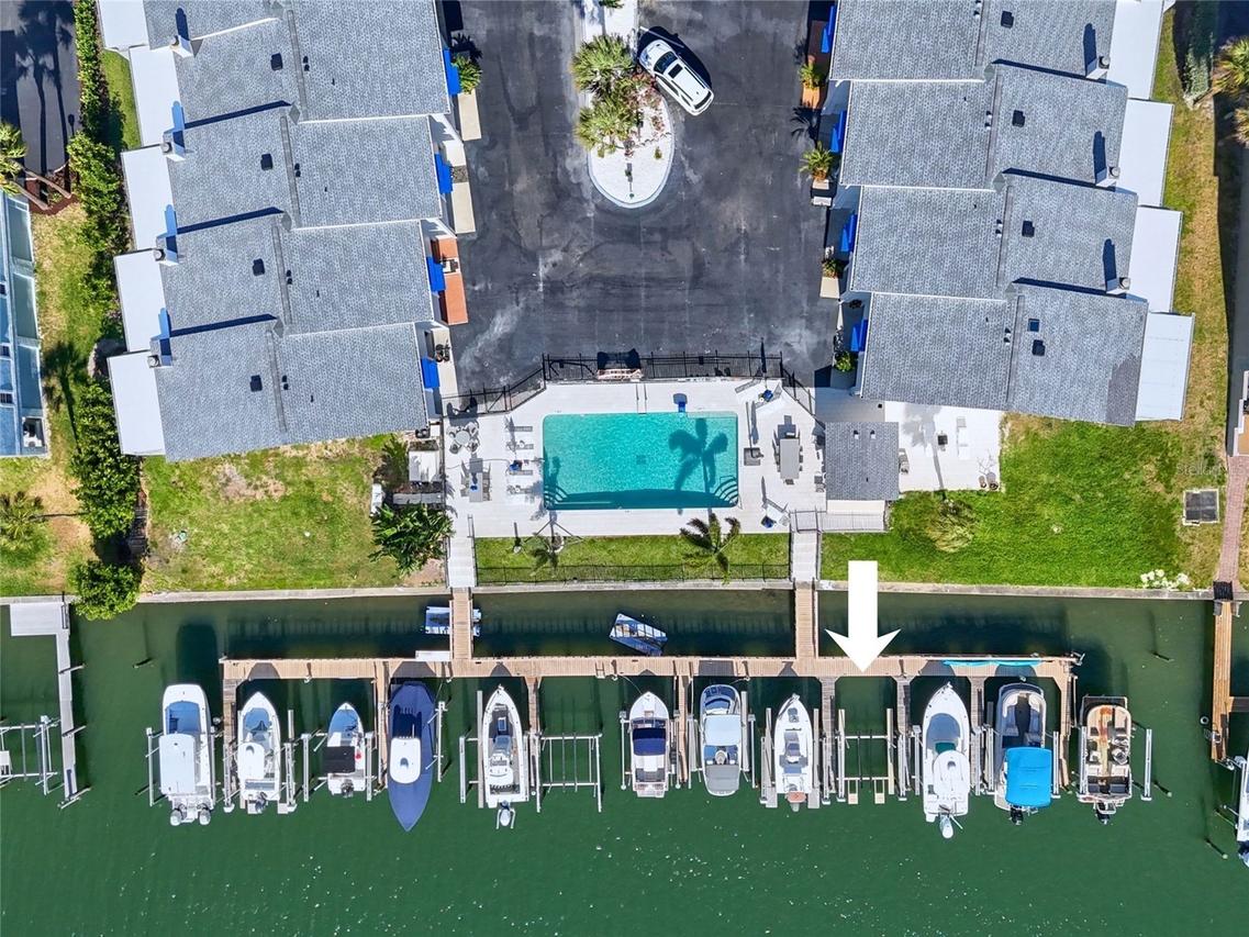 745 Pinellas Bayway South #202, Tierra Verde, FL 33715