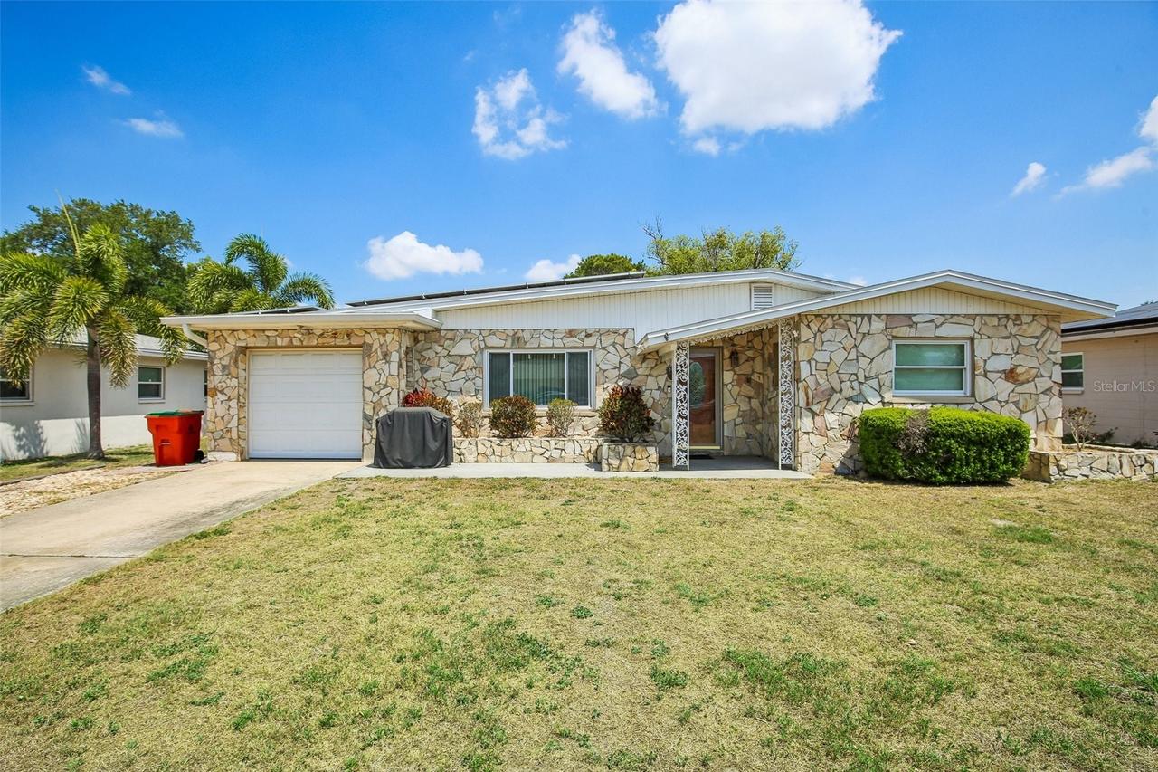 10713 59th Ave., Seminole, FL 33772