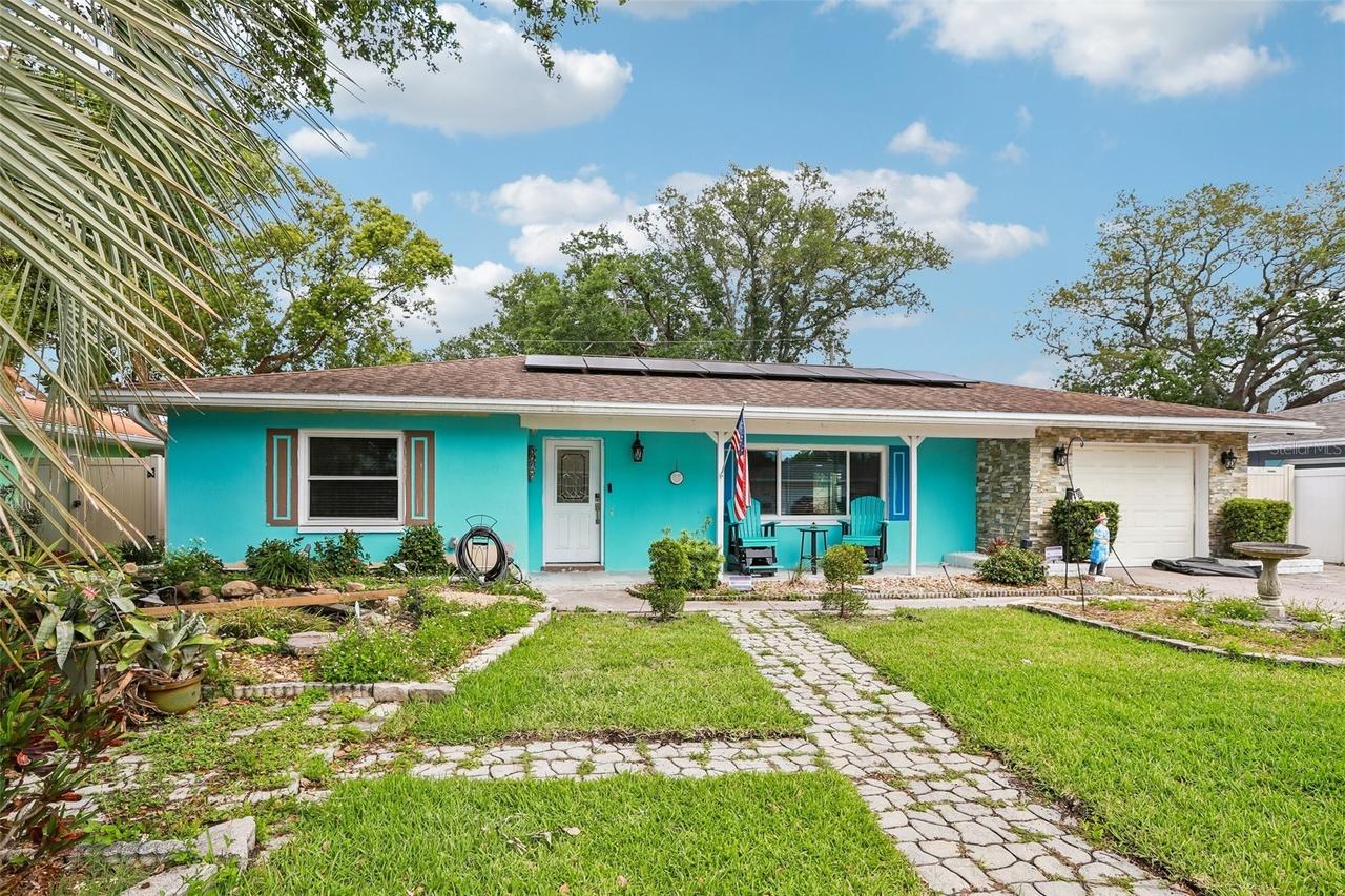 657 Marjon Ave., Dunedin, FL 34698