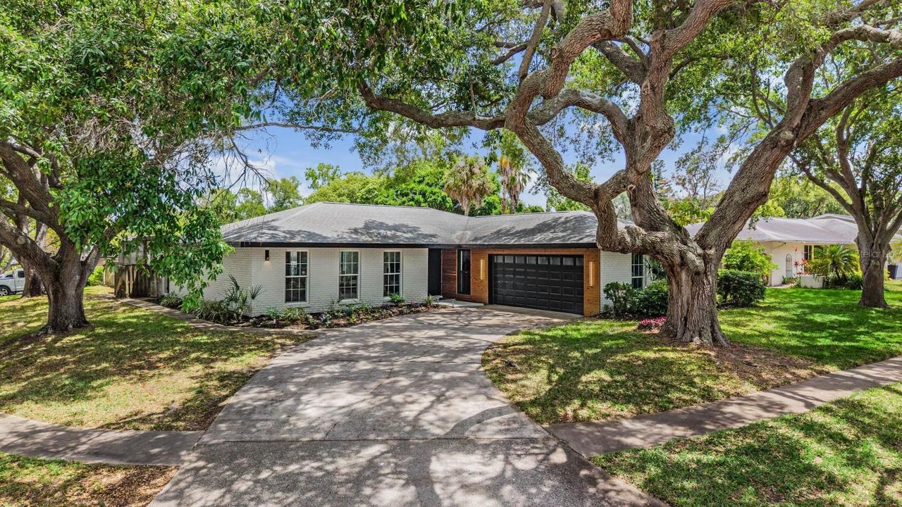 848 Hillside Dr., Palm Harbor, FL 34683