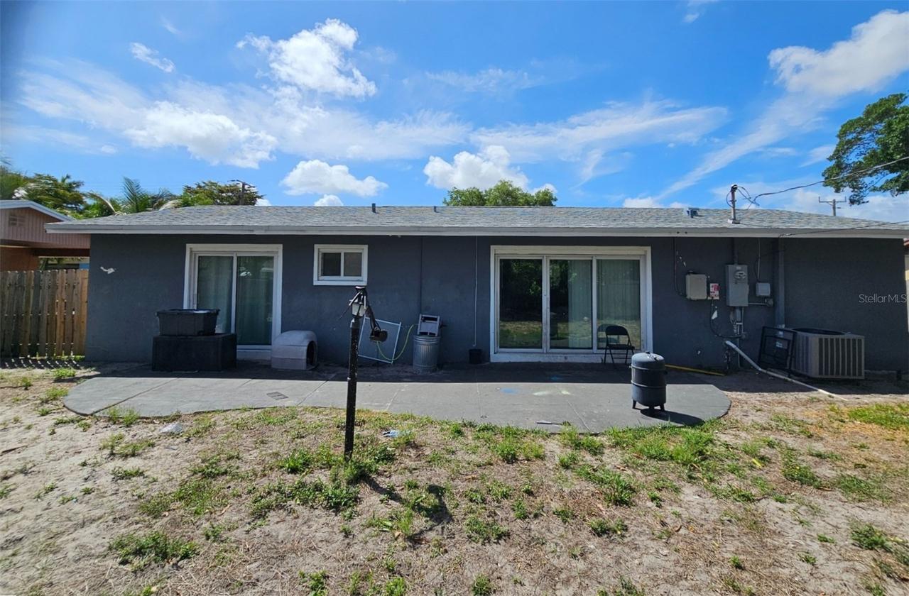 700 W 34th St., Riviera Beach, FL 33404