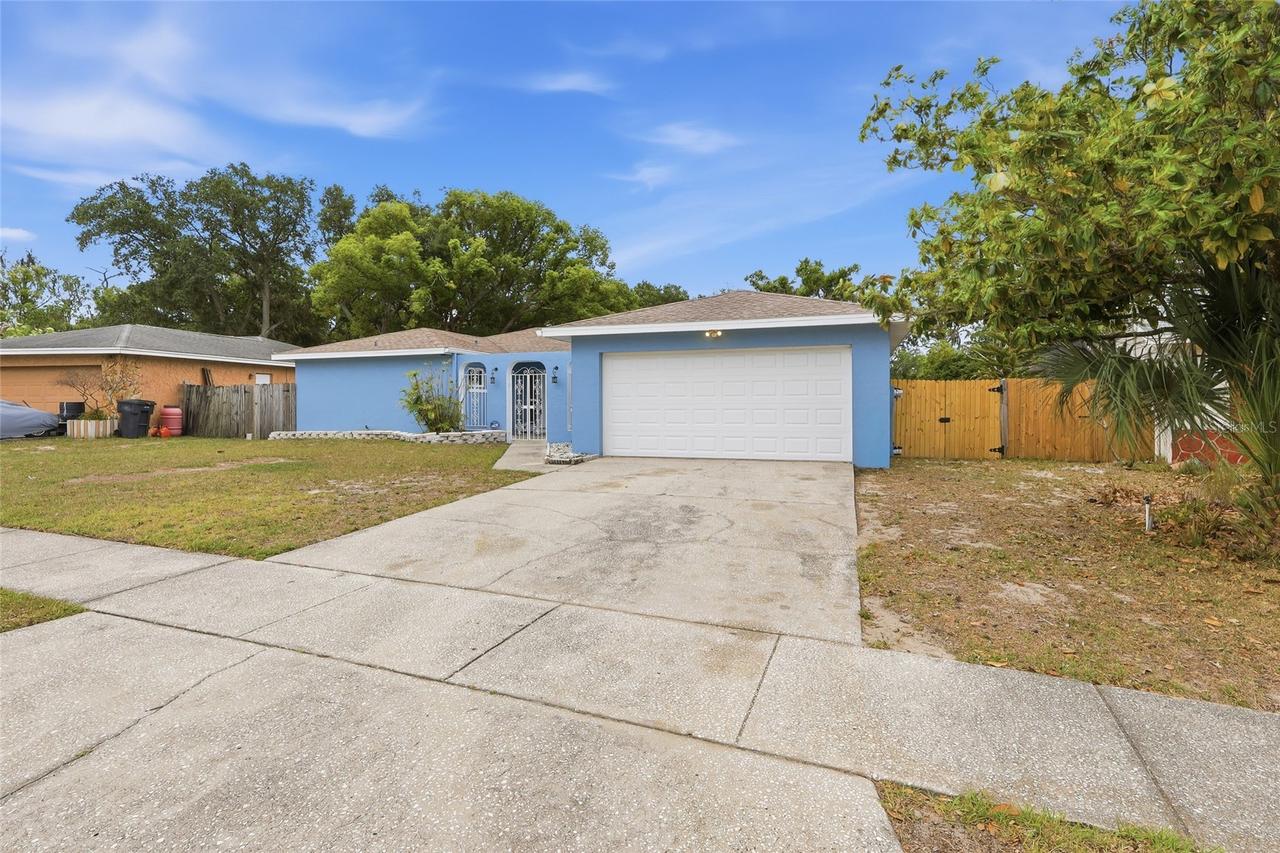 1114 Estatewood Dr., Brandon, FL 33510