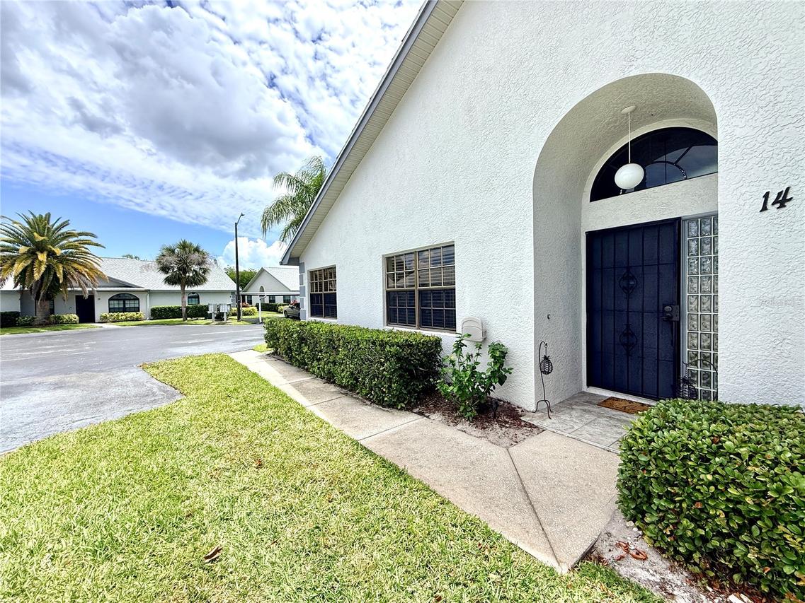 2749 Countryside Blvd. #14, Clearwater, FL 33761