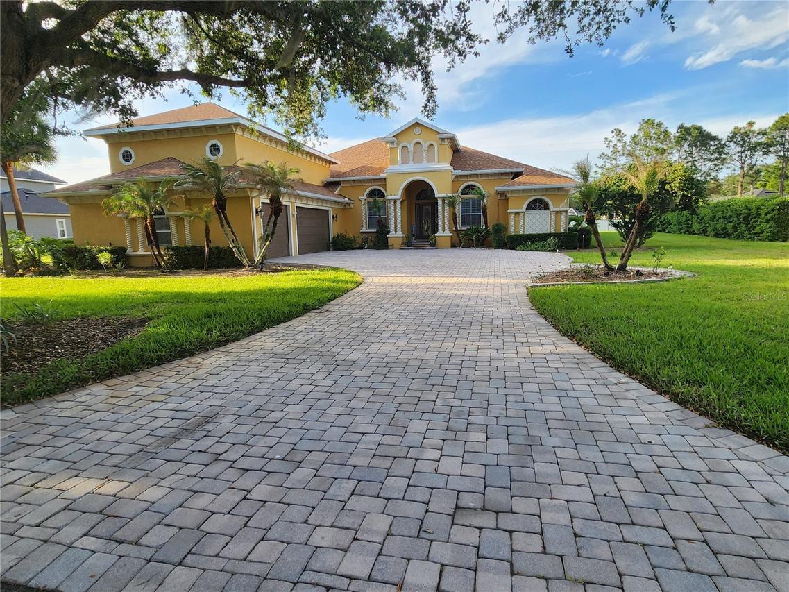 2656 Wyndsor Oaks Way, Winter Haven, FL 33884