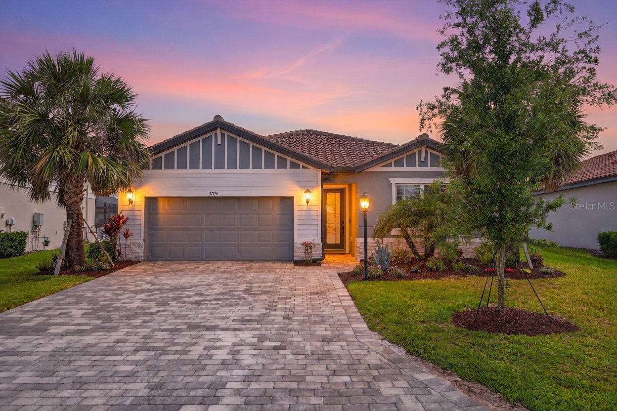 3709 Savanna Palms Ct., Bradenton, FL 34211