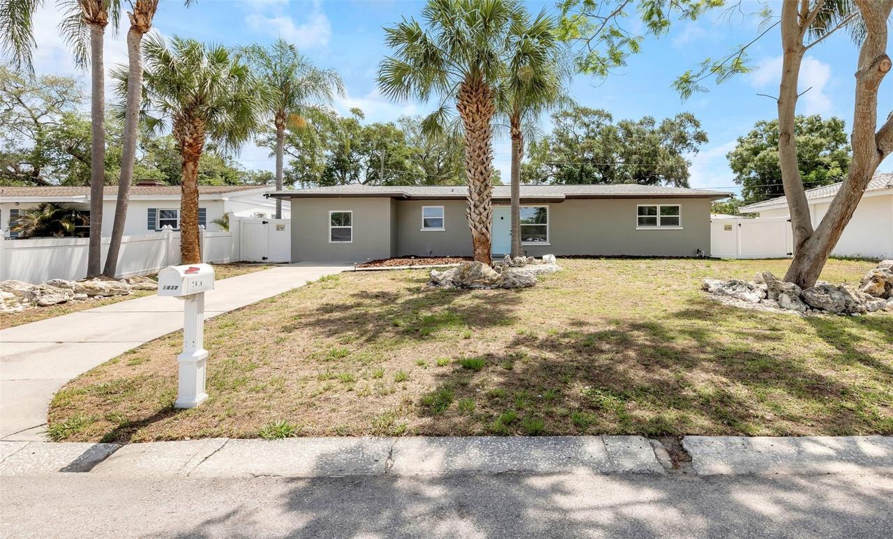 1437 Carlos Ave., Clearwater, FL 33755