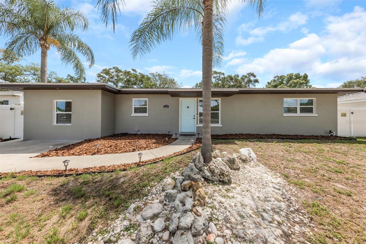 1437 Carlos Ave., Clearwater, FL 33755