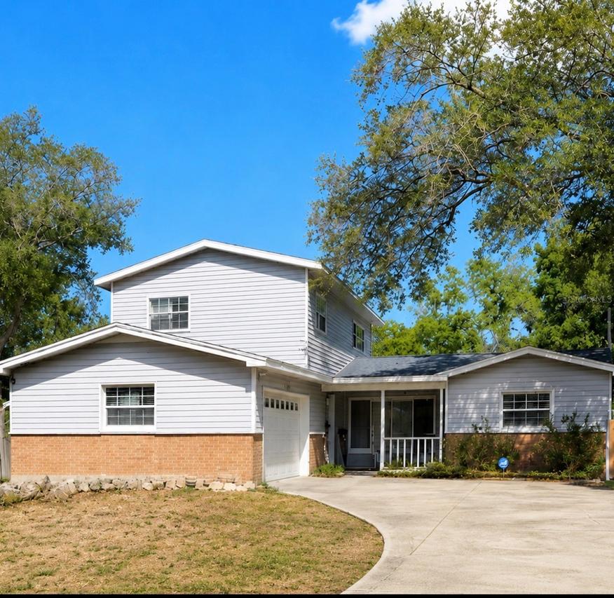 1700 Country Club Rd., St Petersburg, FL 33710