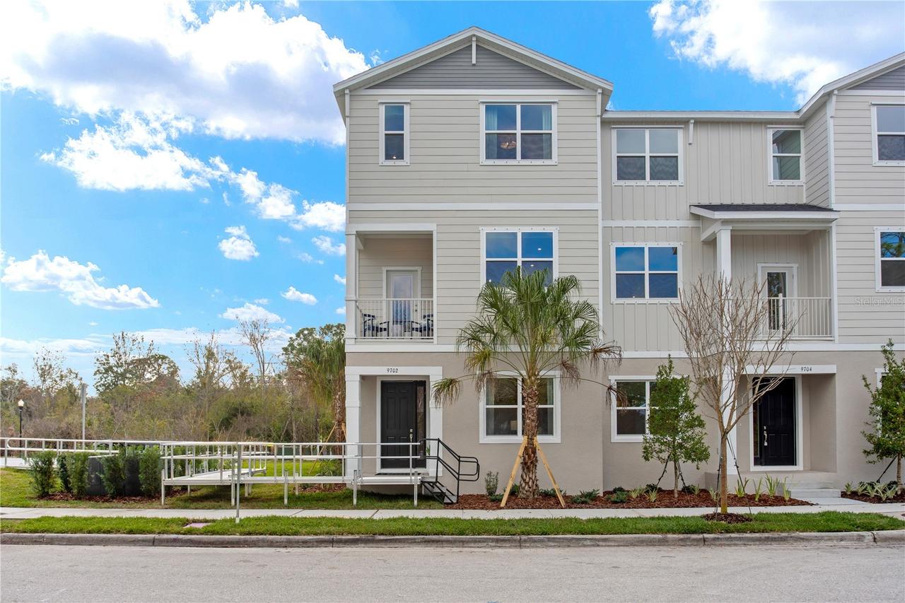 9938 Tate Ln., Westchase, FL 33626