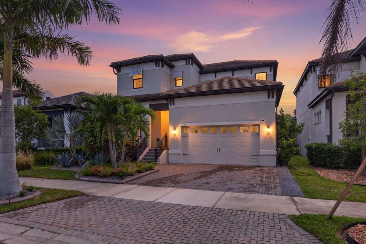 919 Seagrape Dr., Ruskin, FL 33570