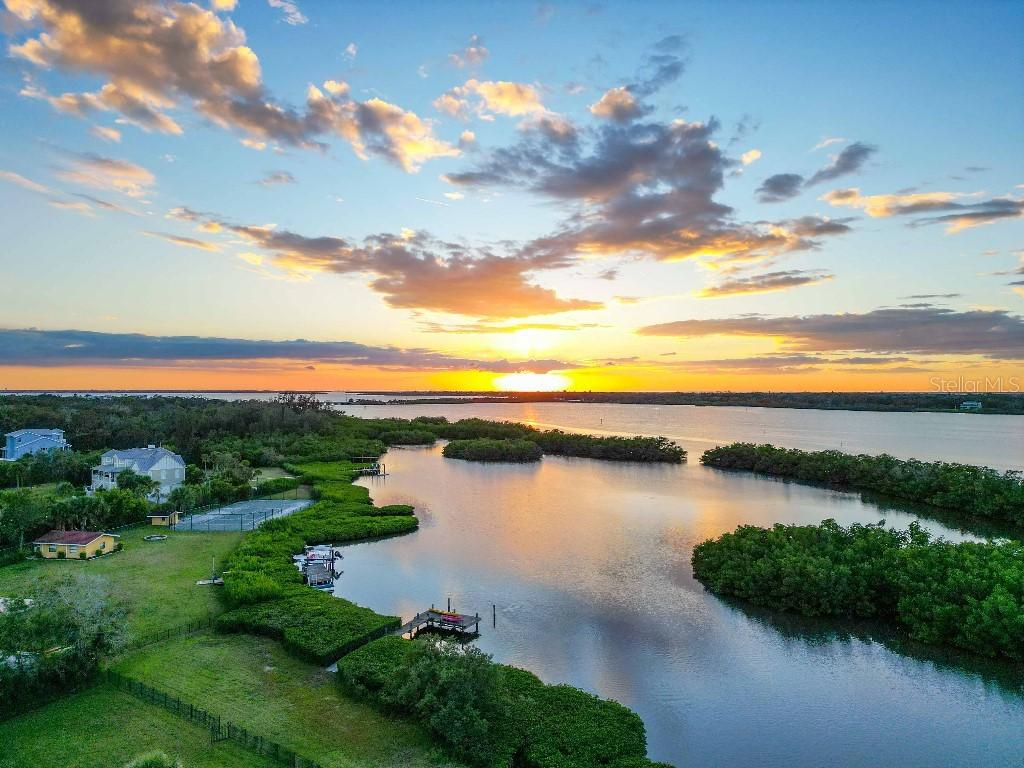 6511 Bayshore Rd., Palmetto, FL 34221