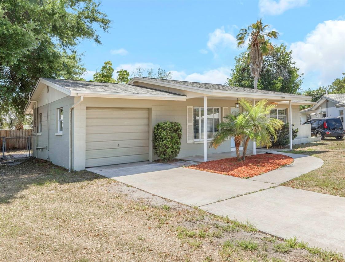 11234 68th Ave., Seminole, FL 33772