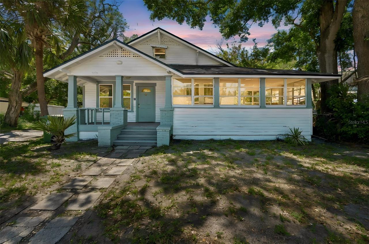 1002 23rd St., Bradenton, FL 34205