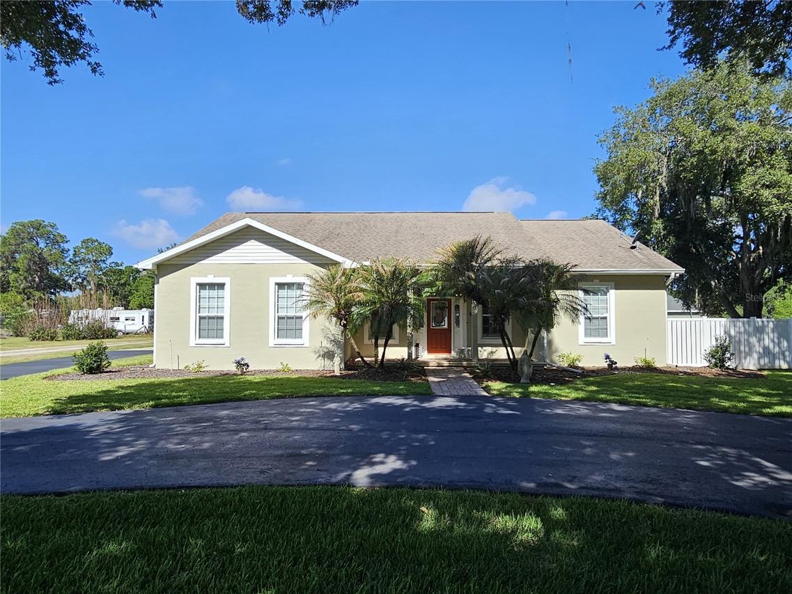 1401 Lindsey Rd., Plant City, FL 33566