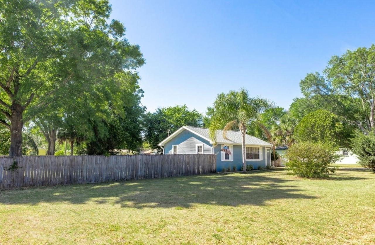 12706 Forest St., Tampa, FL 33612