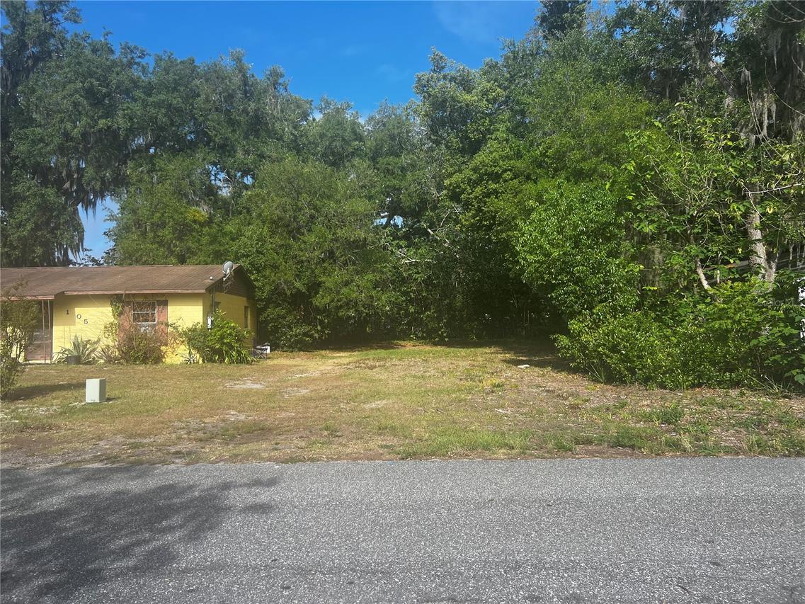 1109 Stinson St., Leesburg, FL 34748