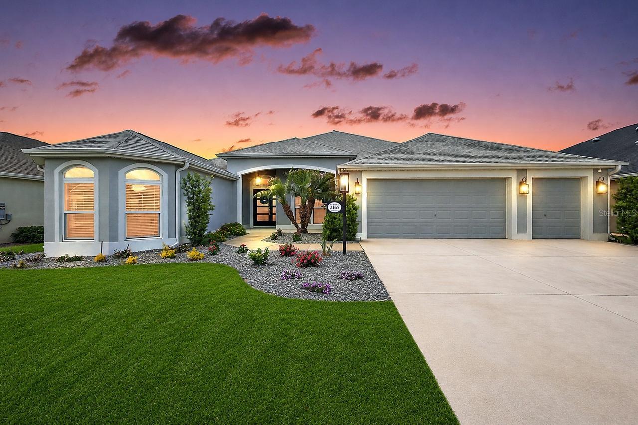 2165 Gordon Path, The Villages, FL 32163